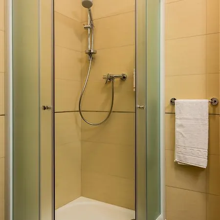 Hotel Luznice 3*